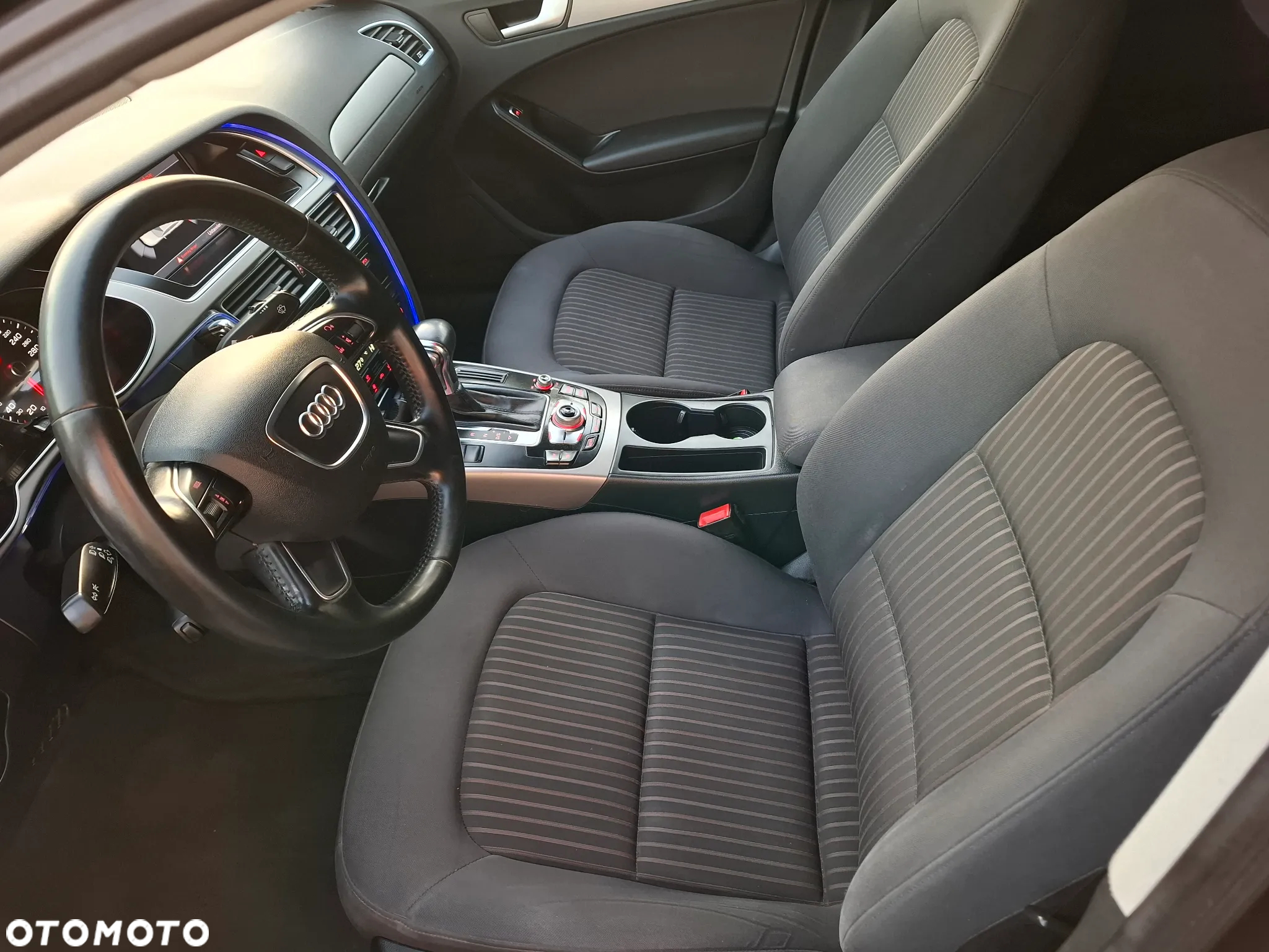 Audi A4 2.0 TDI Multitronic - 23
