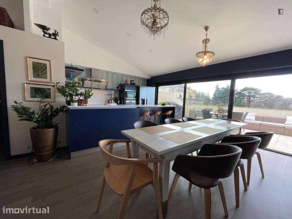 Quarto - localizado em Paranhos Porto - Grande imagem: 3/29