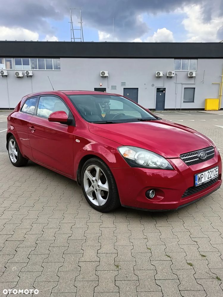 Kia ProCeed - 2
