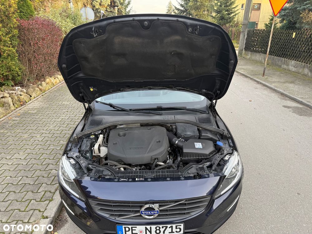 Volvo V60 D3 Summum - 9