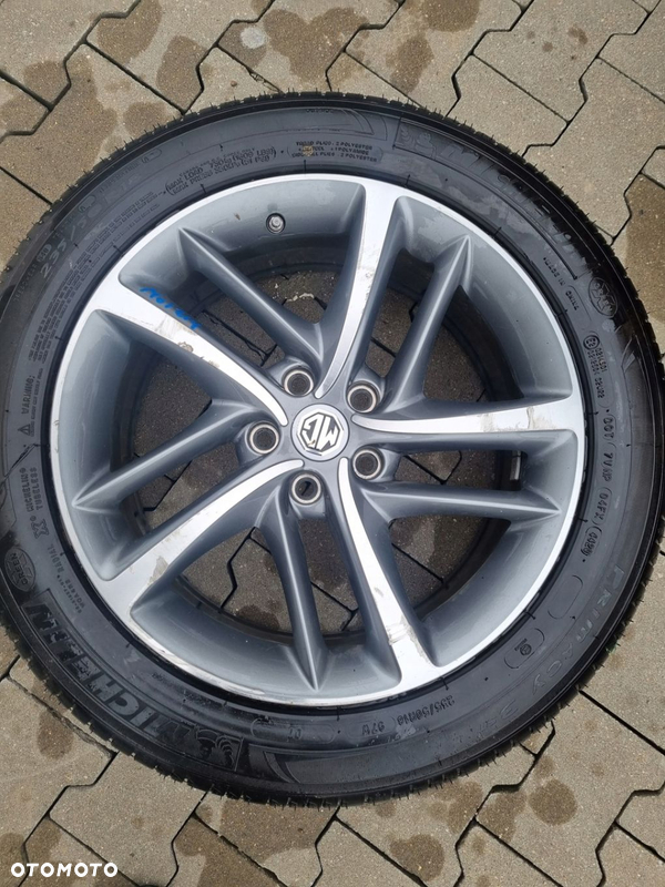 FELGA MG HS 18 CALI 7,5J ET41 10485512
