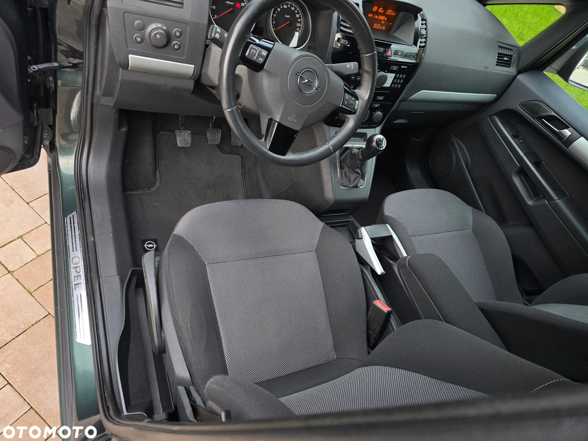 Opel Zafira 1.6 ECOFLEX Edition 111 Jahre - 20