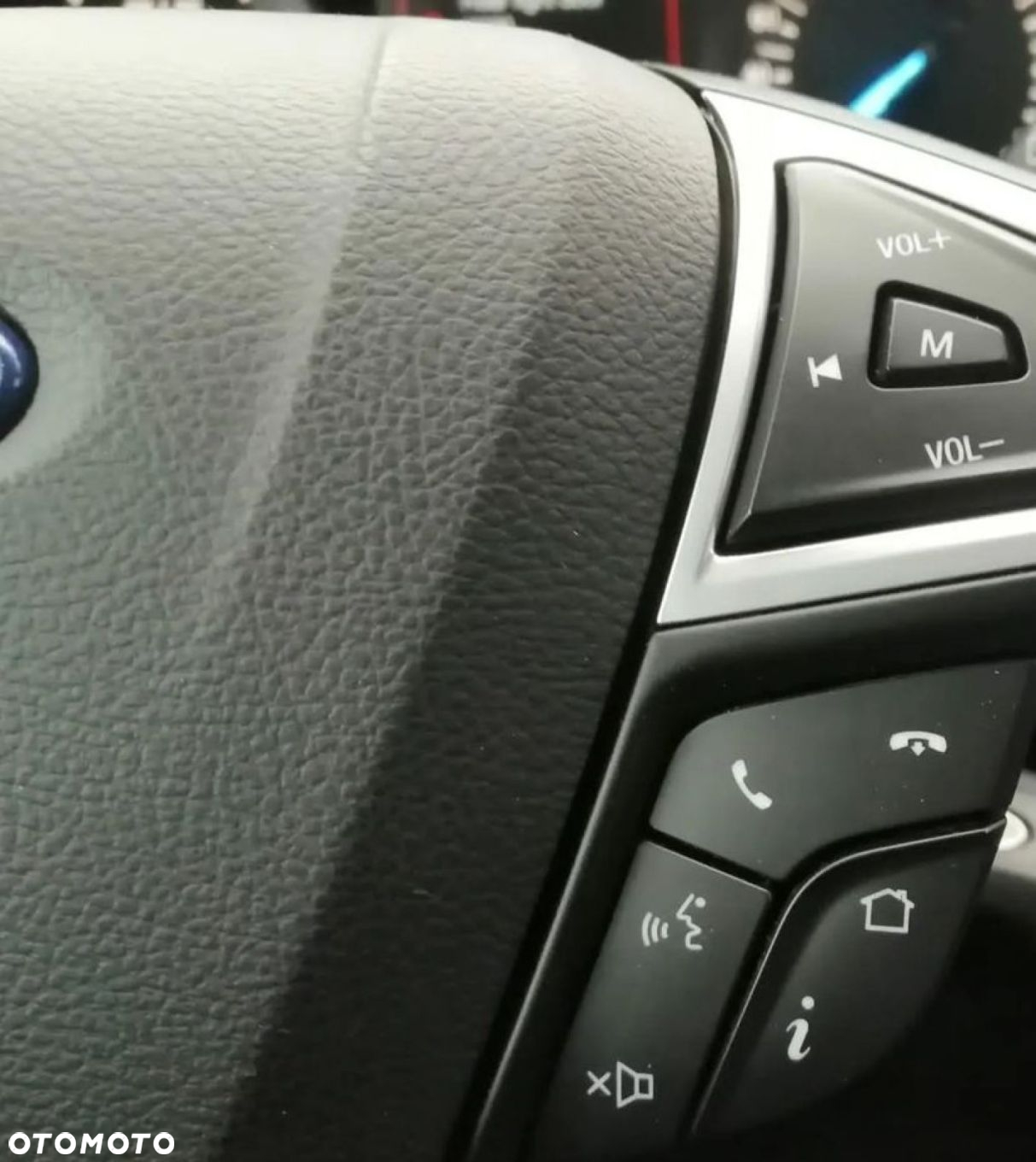 Ford Mondeo - 12