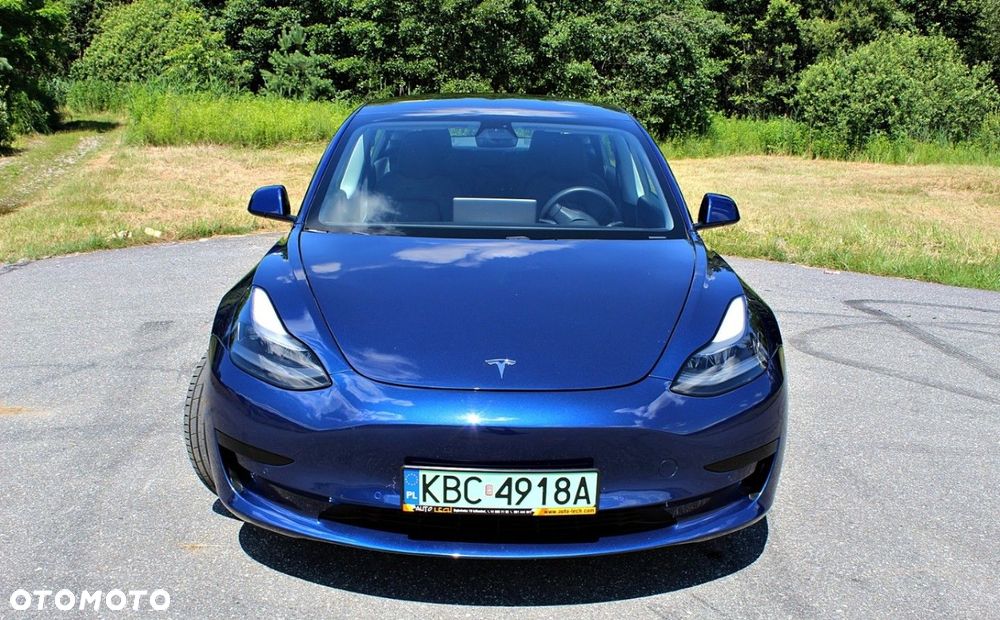 Tesla Model 3 - 2