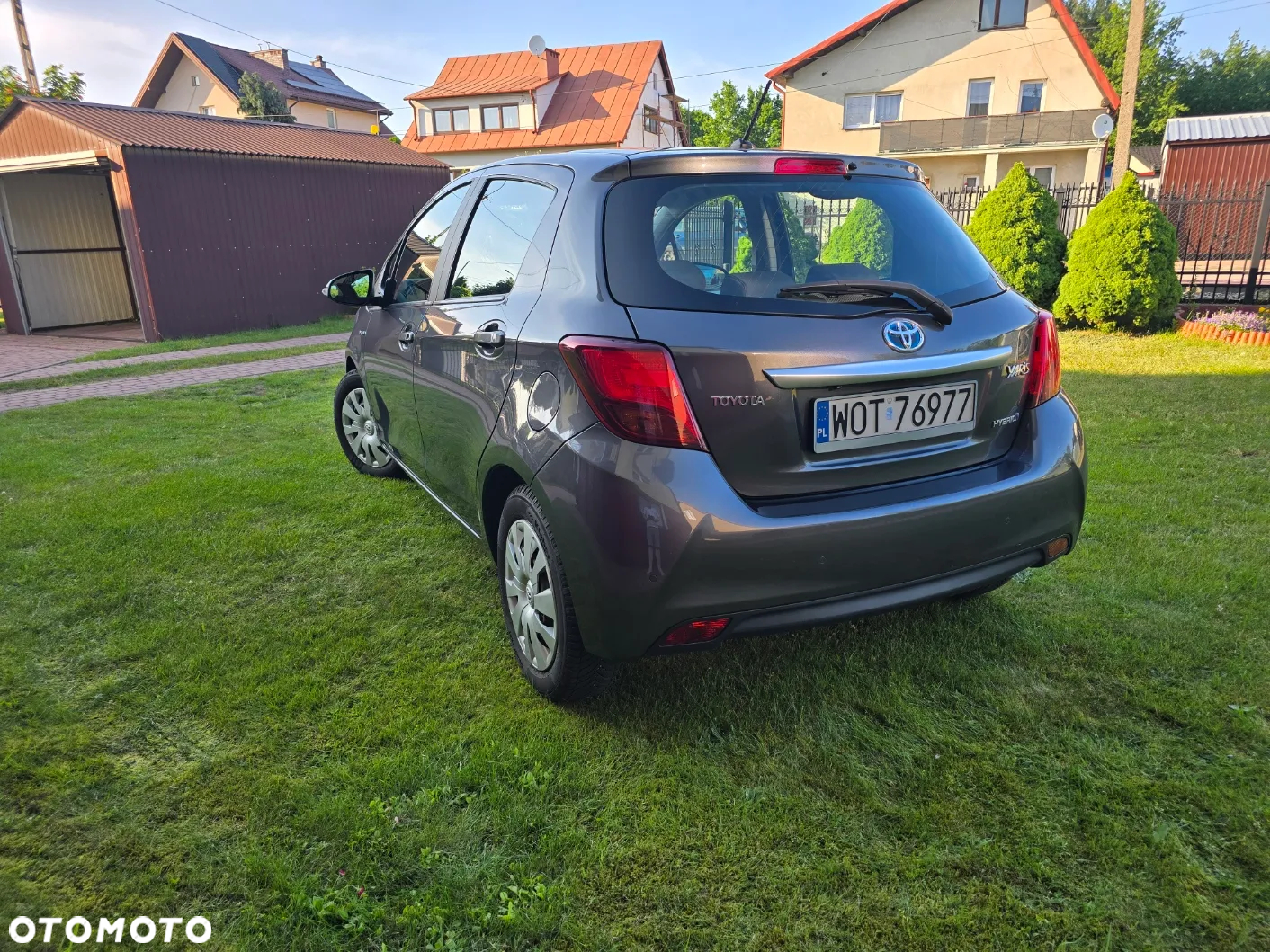 Toyota Yaris - 10