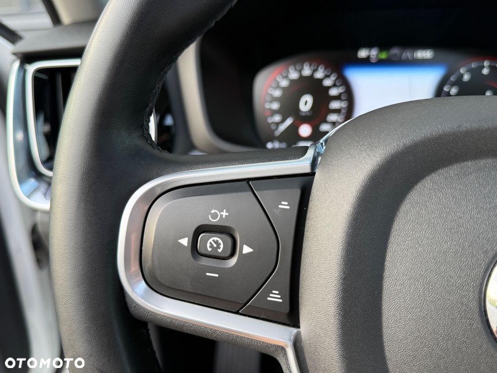 Volvo V60 B3 B Geartronic RDesign - 34