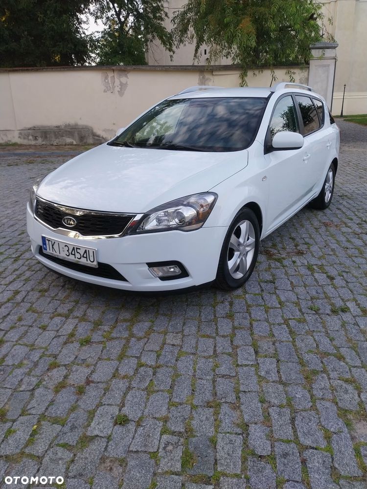 Kia Ceed 1.6 Crdi Comfort - 1