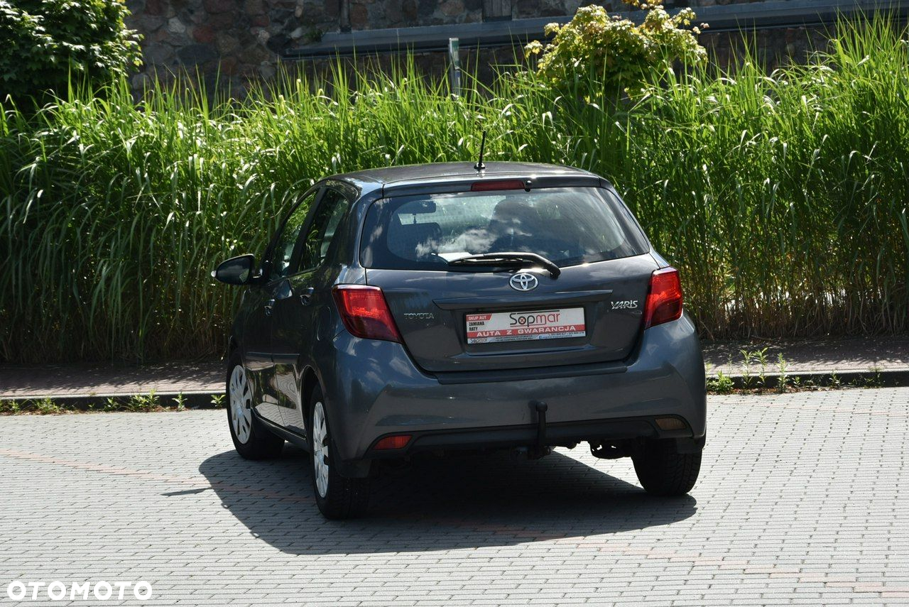 Toyota Yaris - 22
