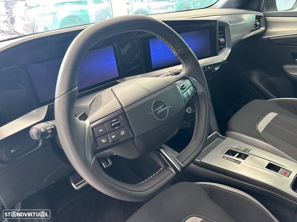 Opel Mokka 1.2 Hybrid GS eDCT - 11
