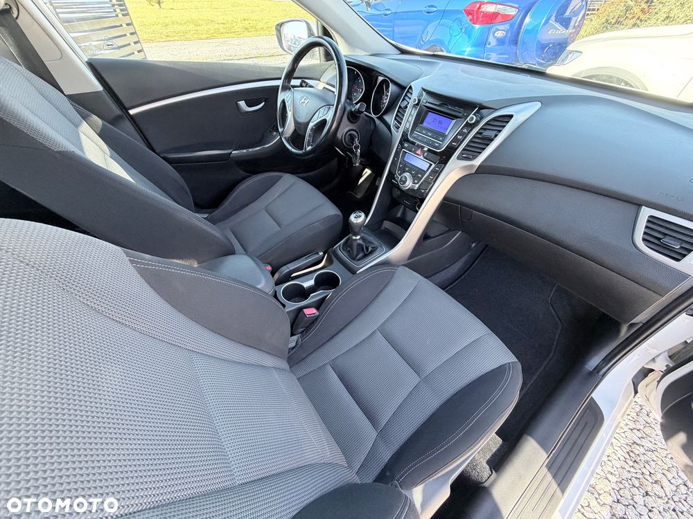 Hyundai i30 1.6 CRDi BlueDrive Run - 13