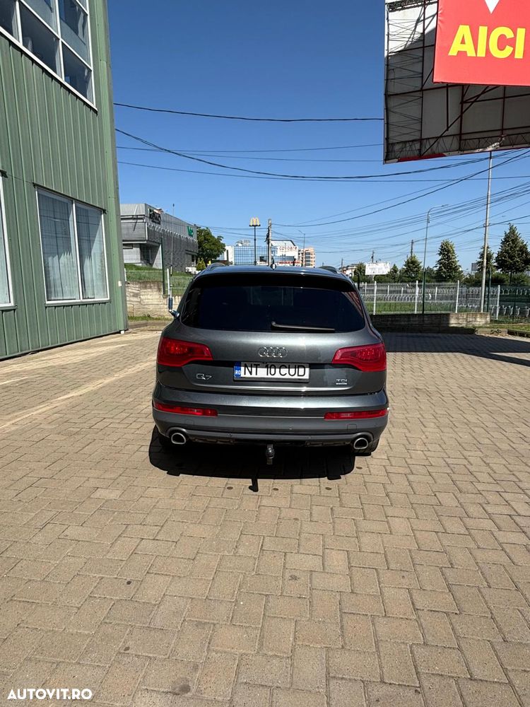 Audi Q7 - 4
