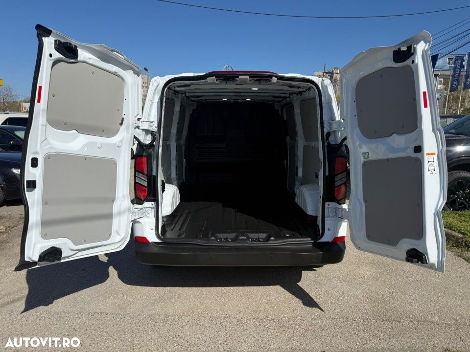 Ford Transit Custom - 13