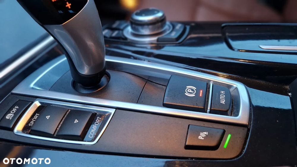 BMW Seria 5 520d Sport-Aut - 20