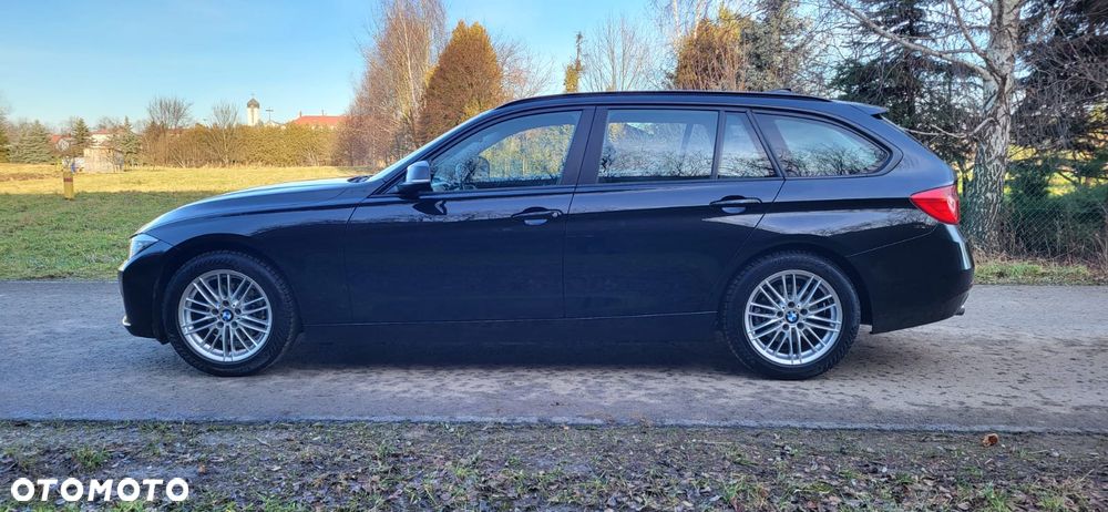 BMW Seria 3 318d Blue Performance Luxury Line - 11