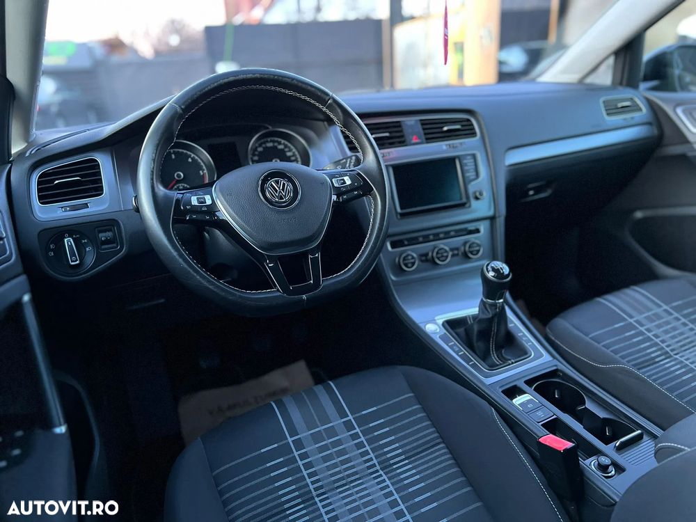 Volkswagen Golf 1.6 TDI (BlueMotion Technology) Comfortline - 15