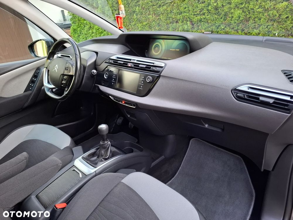 Citroën C4 Grand Picasso - 16