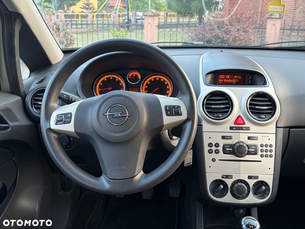 Opel Corsa 1.4 16V Edition - 14