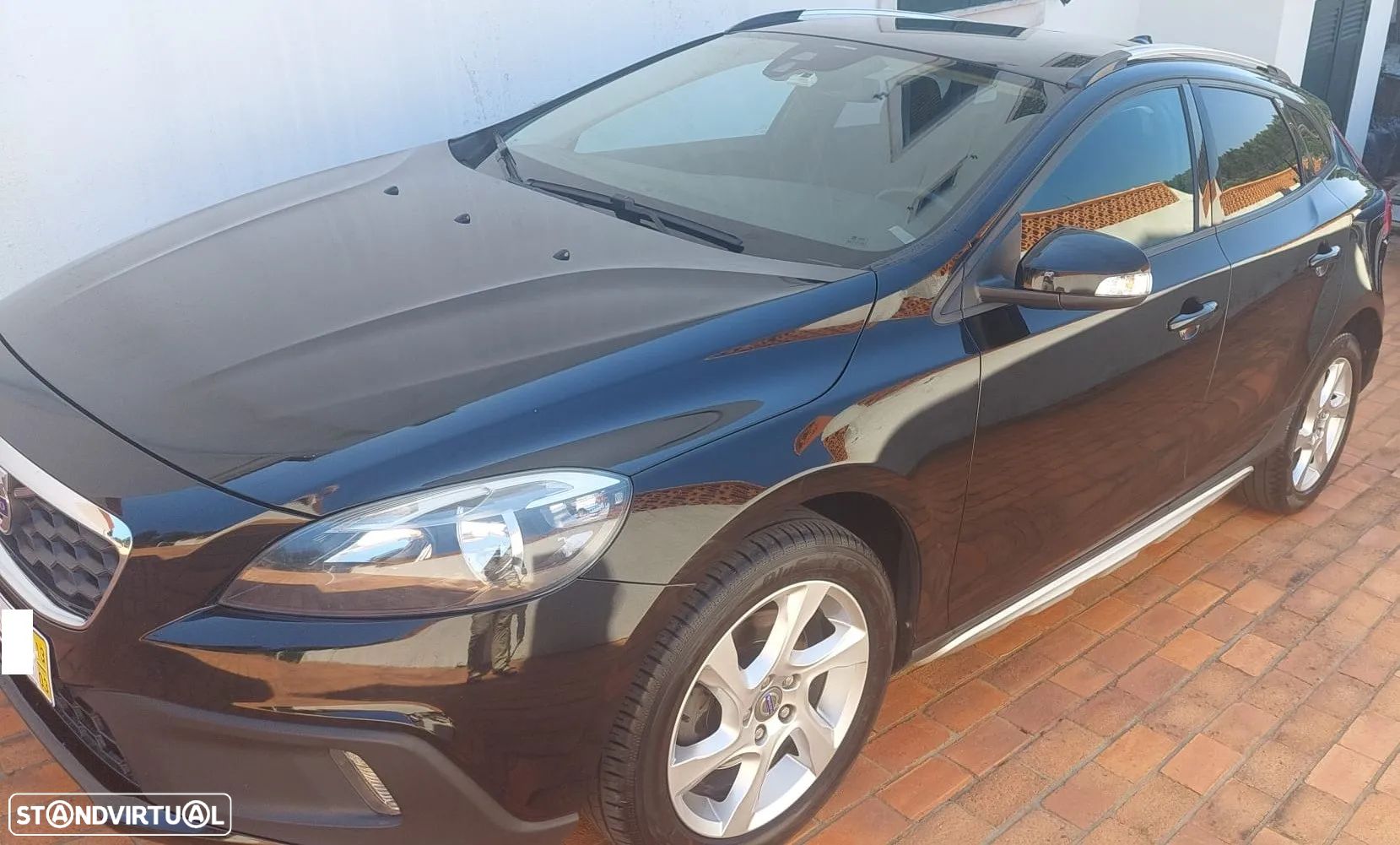 Volvo V40 Cross Country 1.6 D2 Momentum - 1