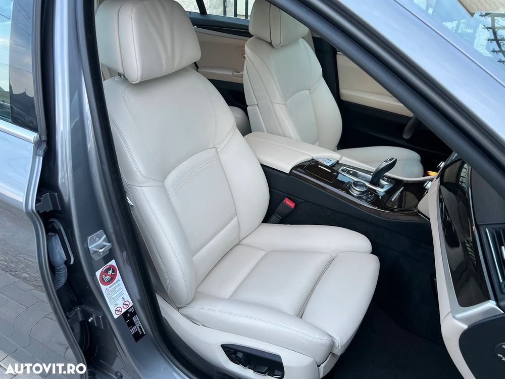 BMW Seria 5 520d Aut. Luxury Line - 17
