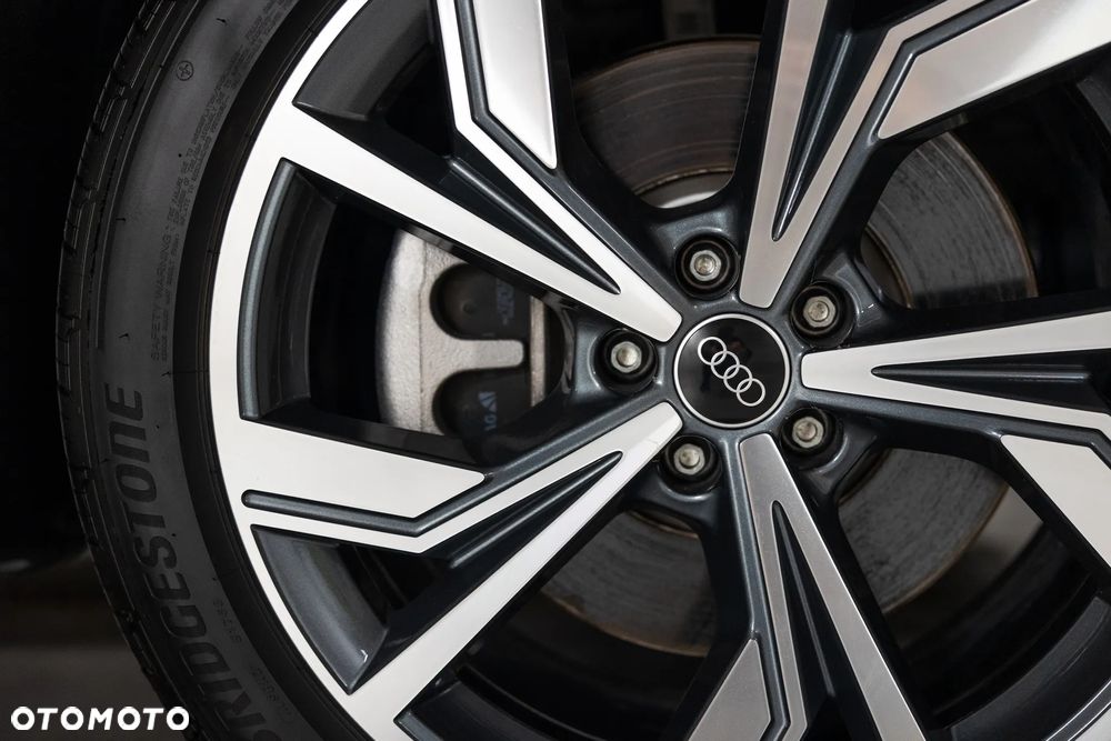 Audi Q4 e-tron 50 77kWh Quattro S Line - 37