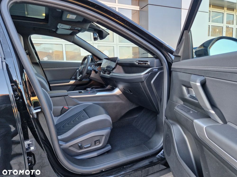 Jeep Compass 1.2 T3 mHEV Summit FWD DCT - 23