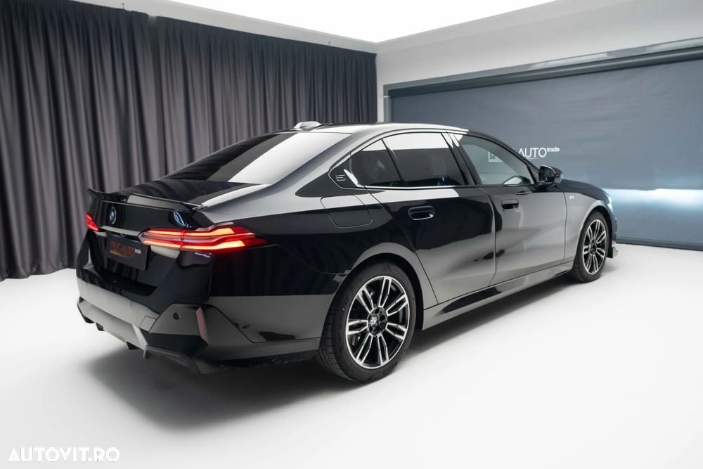 BMW Seria 5 520d xDrive Aut. - 6