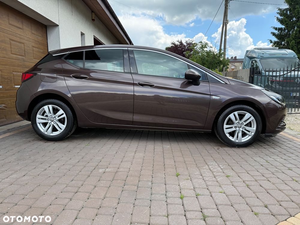 Opel Astra 1.4 Turbo Innovation - 10