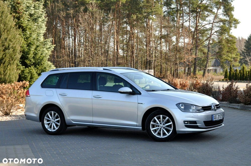 Volkswagen Golf - 4