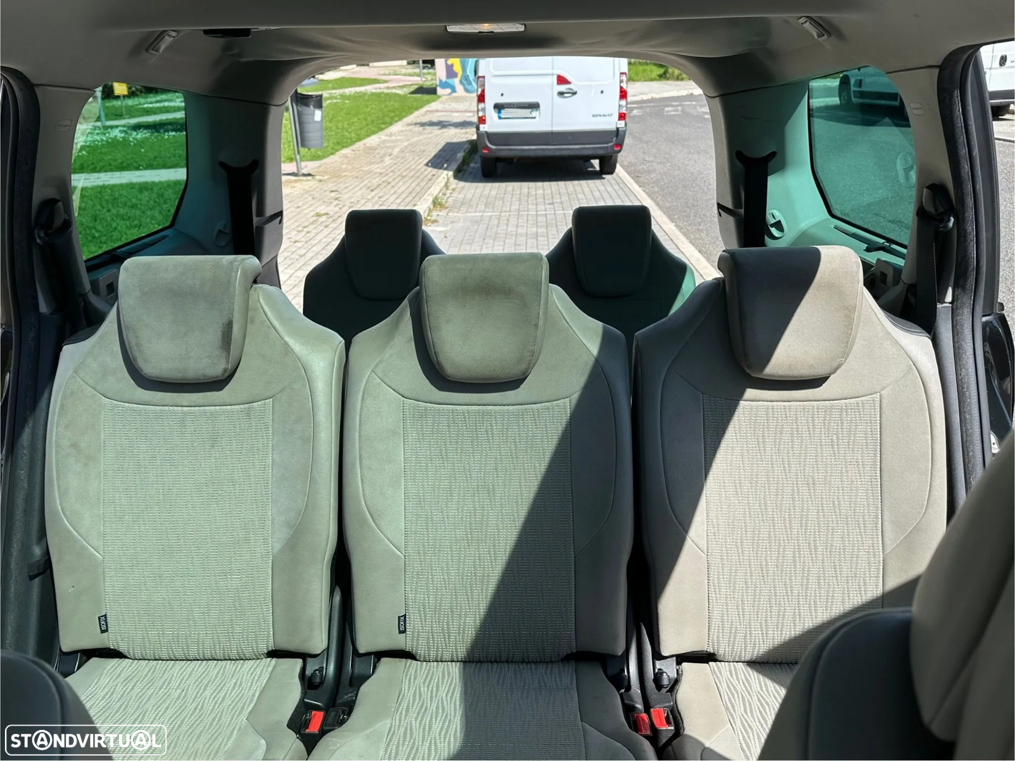 Citroën C4 Grand Picasso 1.6 HDi Exclusive CMP6 - 16