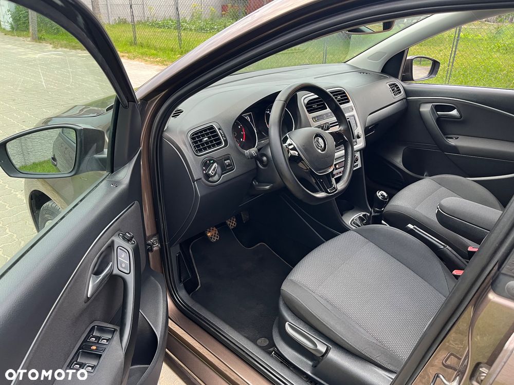 Volkswagen Polo 1.2 TSI Blue Motion Technology Lounge - 18