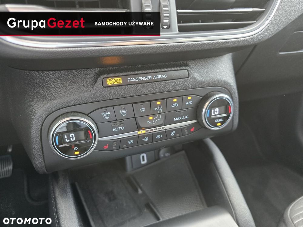 Ford Focus 1.0 EcoBoost mHEV Titanium - 29