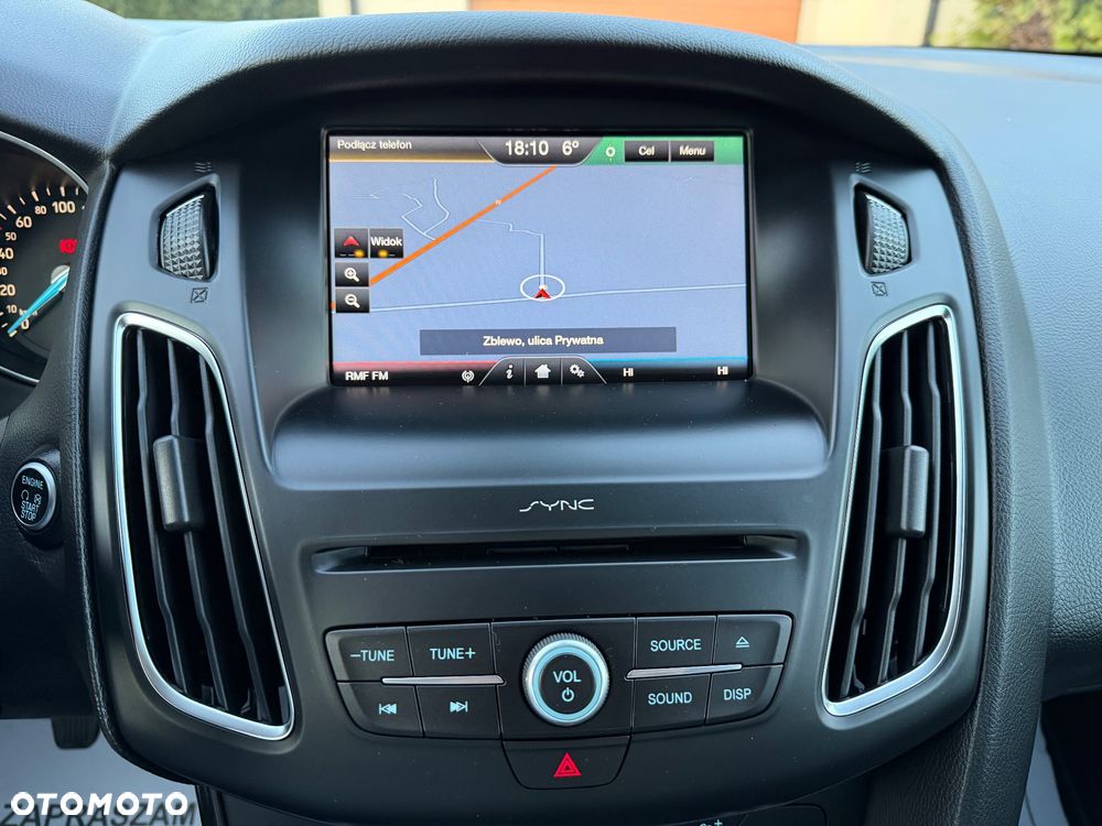 Ford Focus 1.0 EcoBoost Titanium - 29