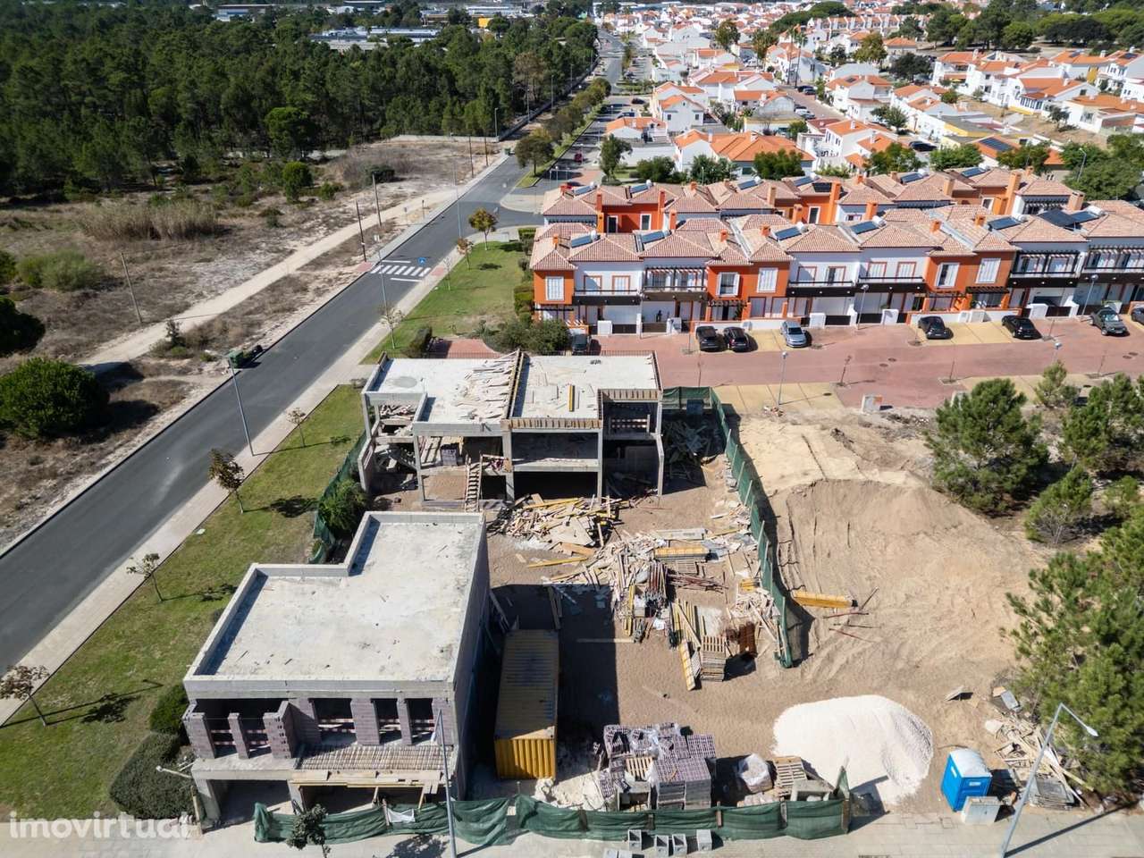 Moradia Geminada T4 com estacionamento, Vila Nova de Santo André,... - Grande imagem: 5/27