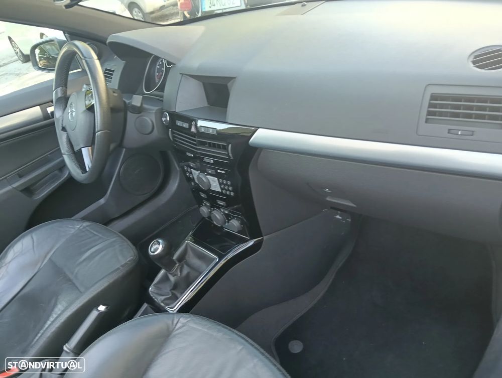 Opel Astra 1.8 Sport - 13