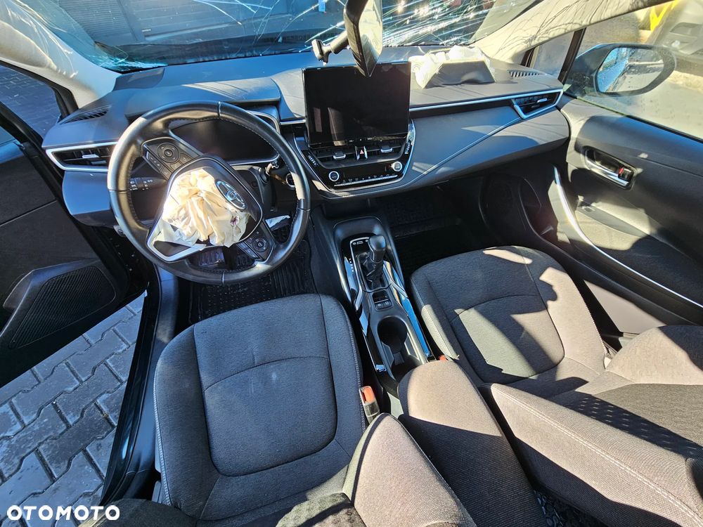 Toyota Corolla - 8