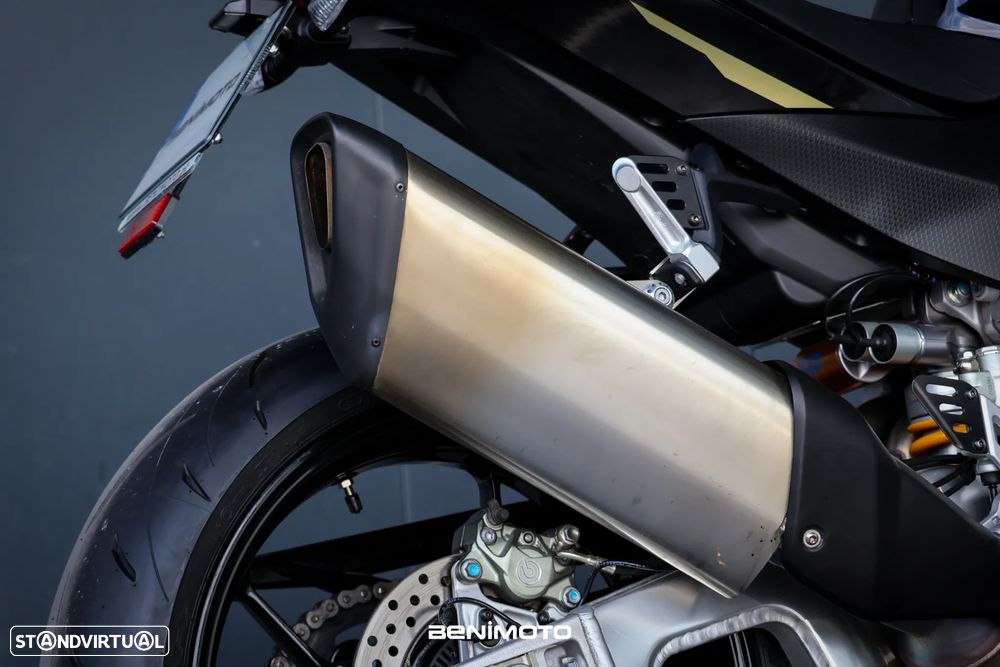 Aprilia Tuono V4 1100 - 17