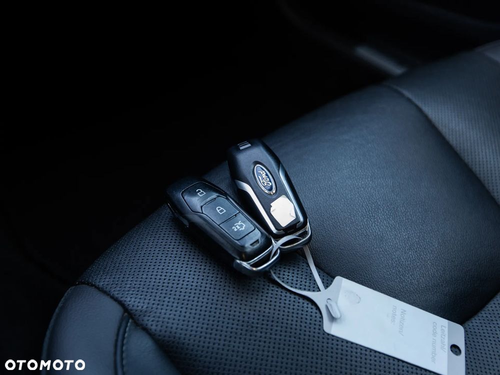 Ford Mondeo 2.0 TDCi Titanium PowerShift - 35