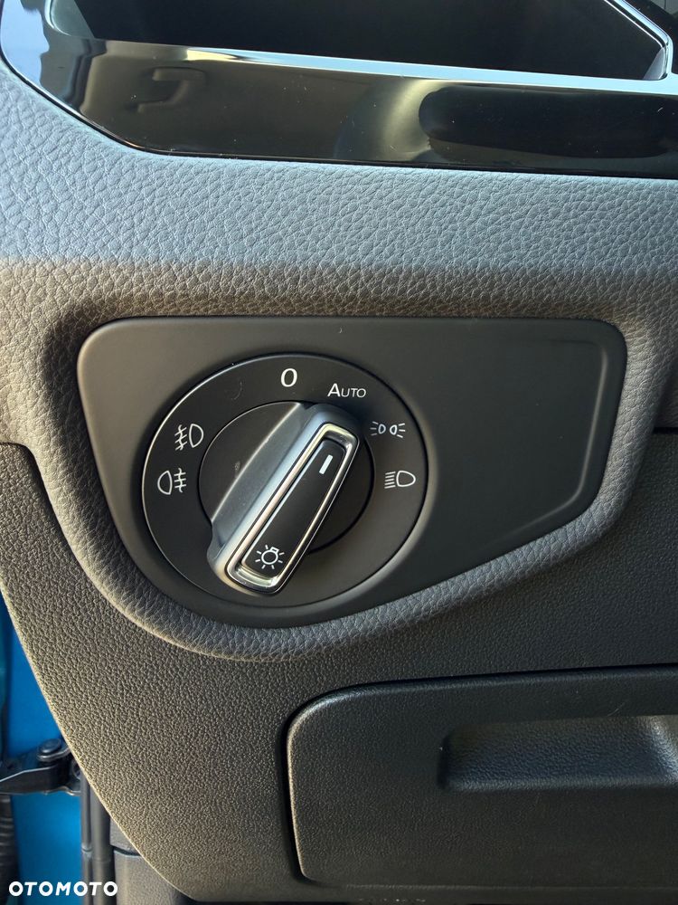 Volkswagen Touran 1.5 TSI EVO Highline - 23