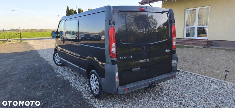 Opel Vivaro L2H1 2.9t - 14