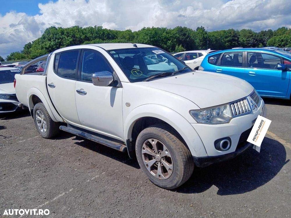 Dezmembrez Mitsubishi L200 2.5 Diesel 2011 - 1