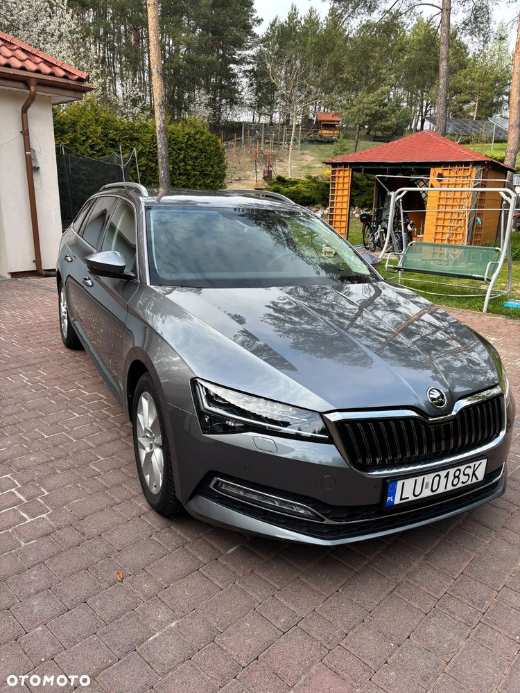 Skoda Superb 2.0 TDI SCR 4x4 Style DSG - 2