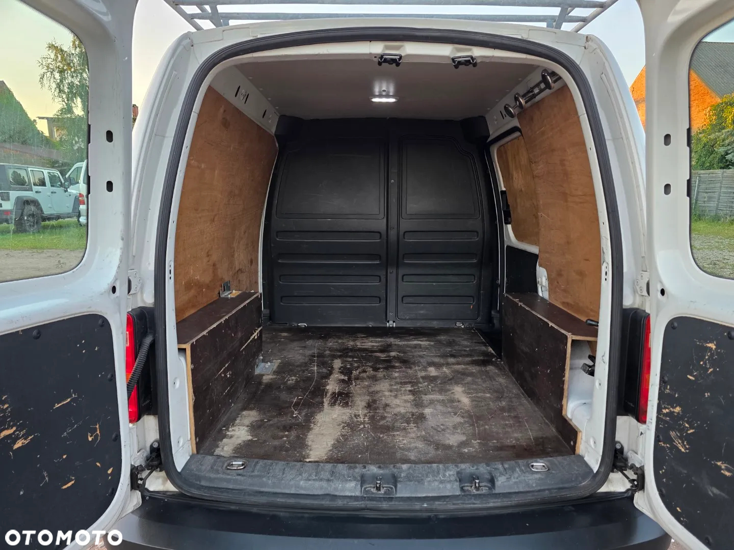 Volkswagen Caddy - 8