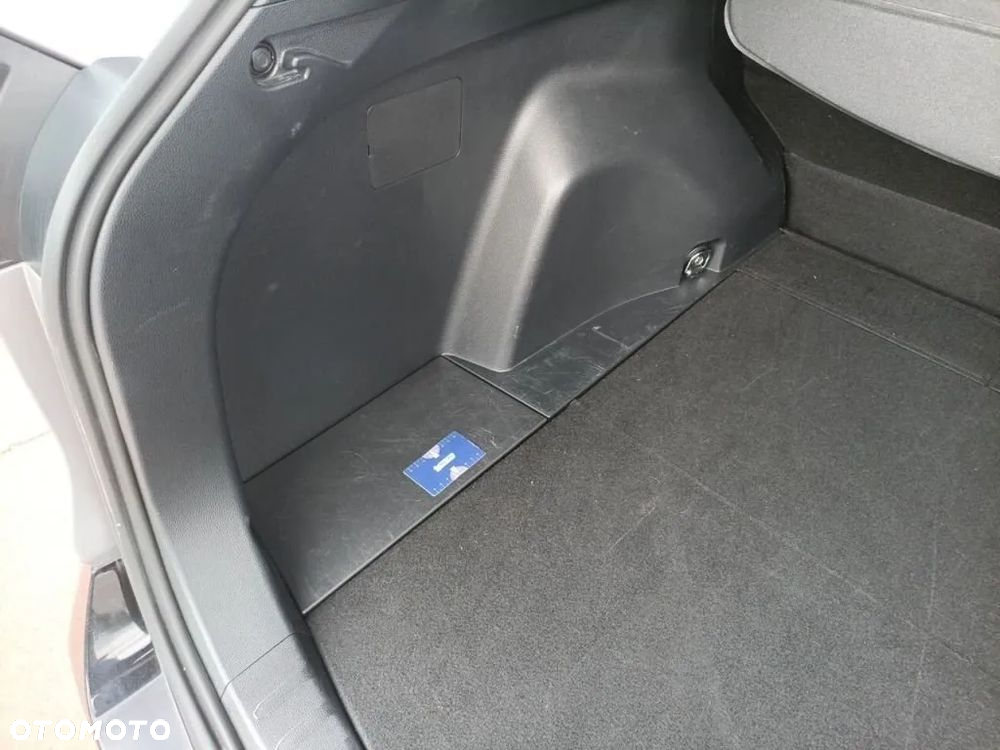 Toyota RAV4 - 17