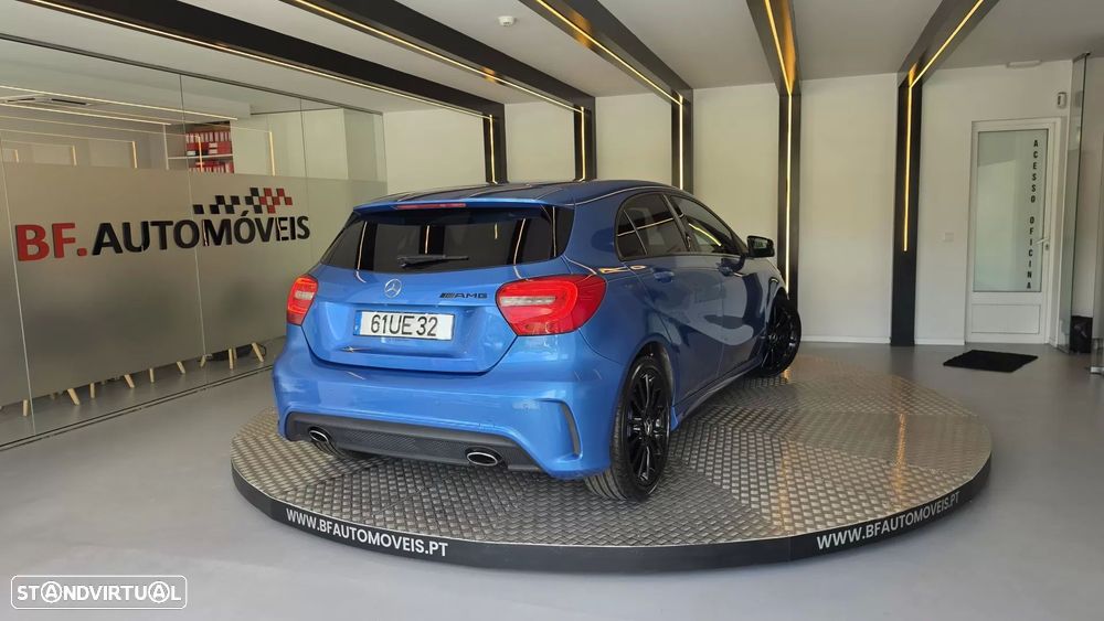 Mercedes-Benz A 180 d AMG Line - 19