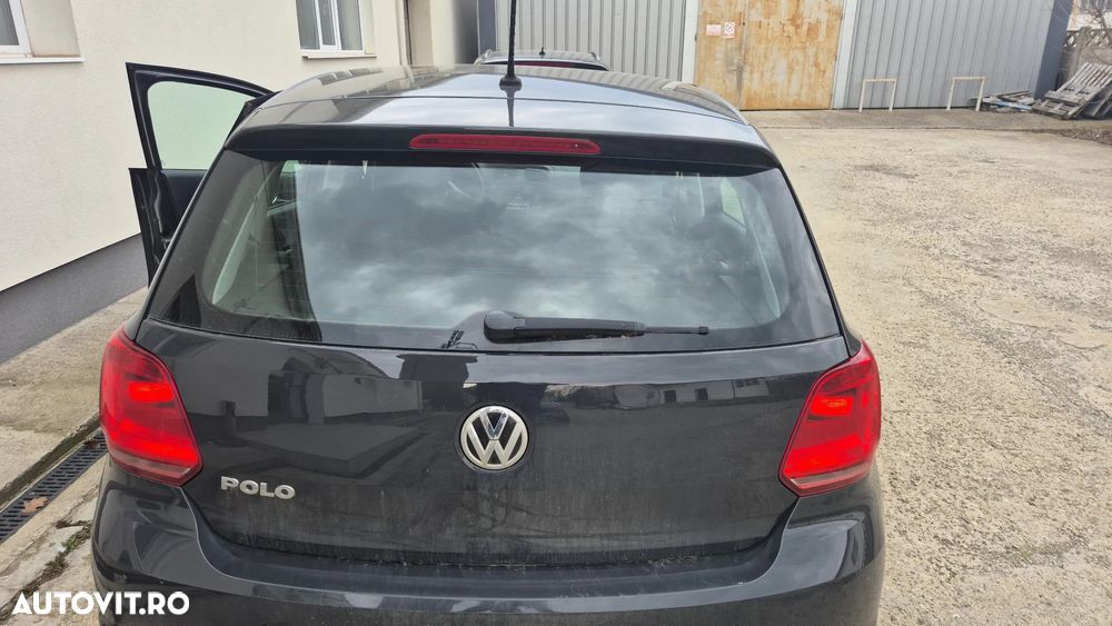 Volkswagen Polo - 2