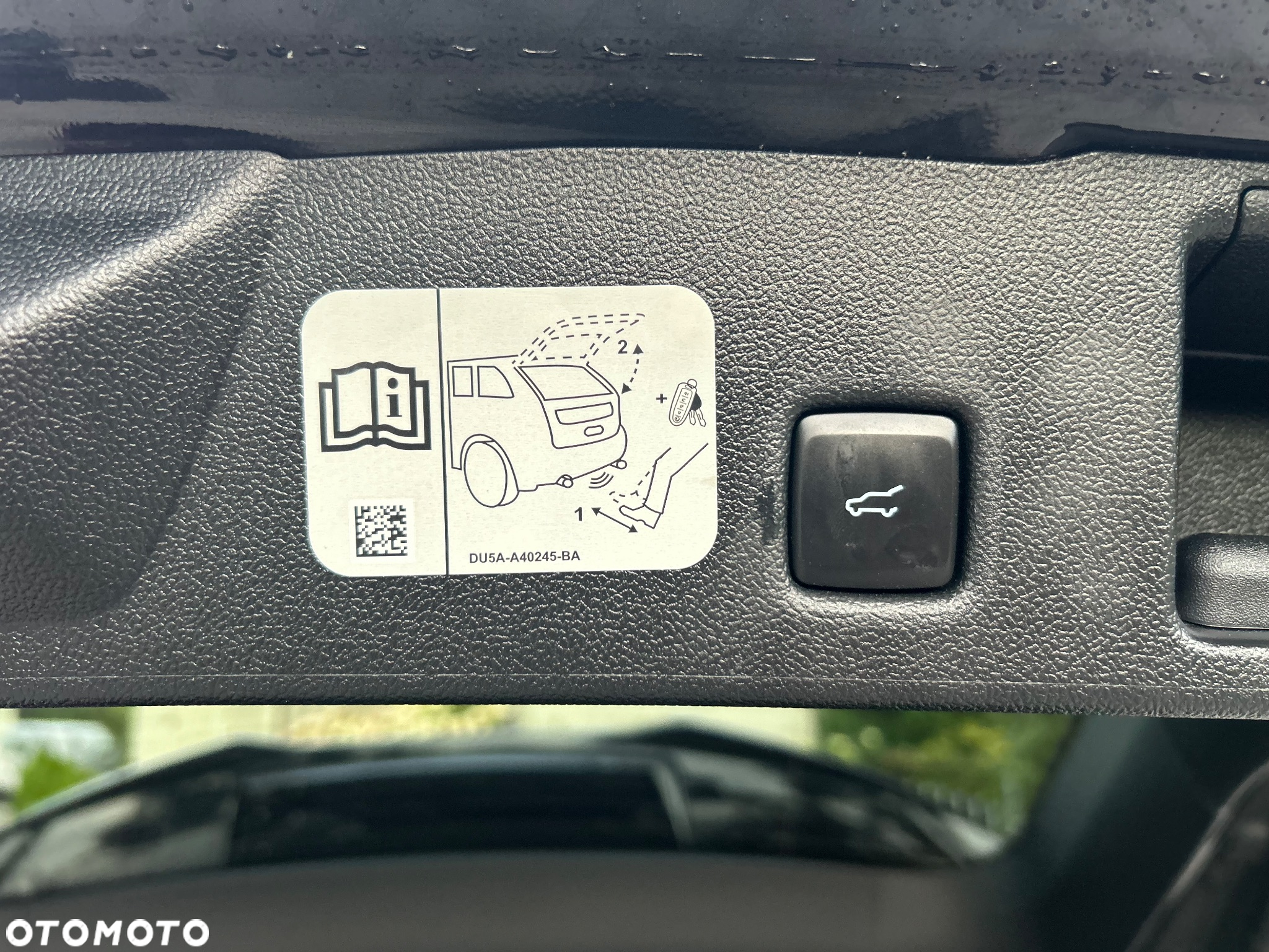 Ford Kuga 2.0 EcoBlue Hybrid ST-LINE X - 29