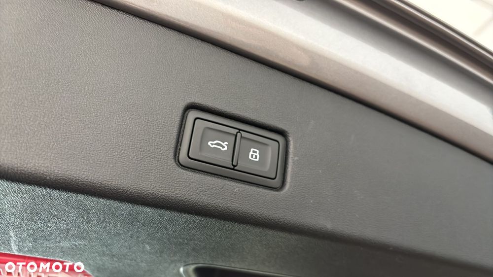 Audi Q4 e-tron - 20
