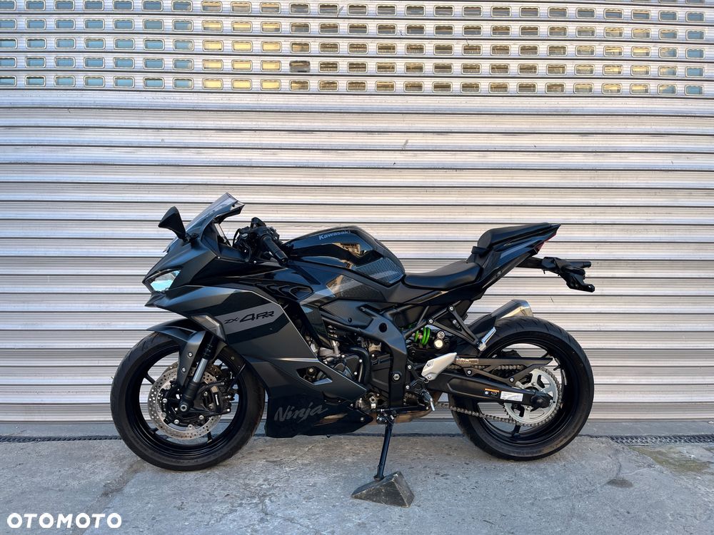 Kawasaki Ninja 400 - 1
