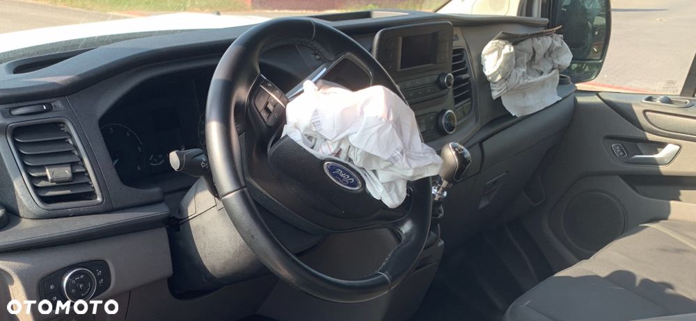 Ford Transit Custom L2H2 PKW VA MH Trend - 19