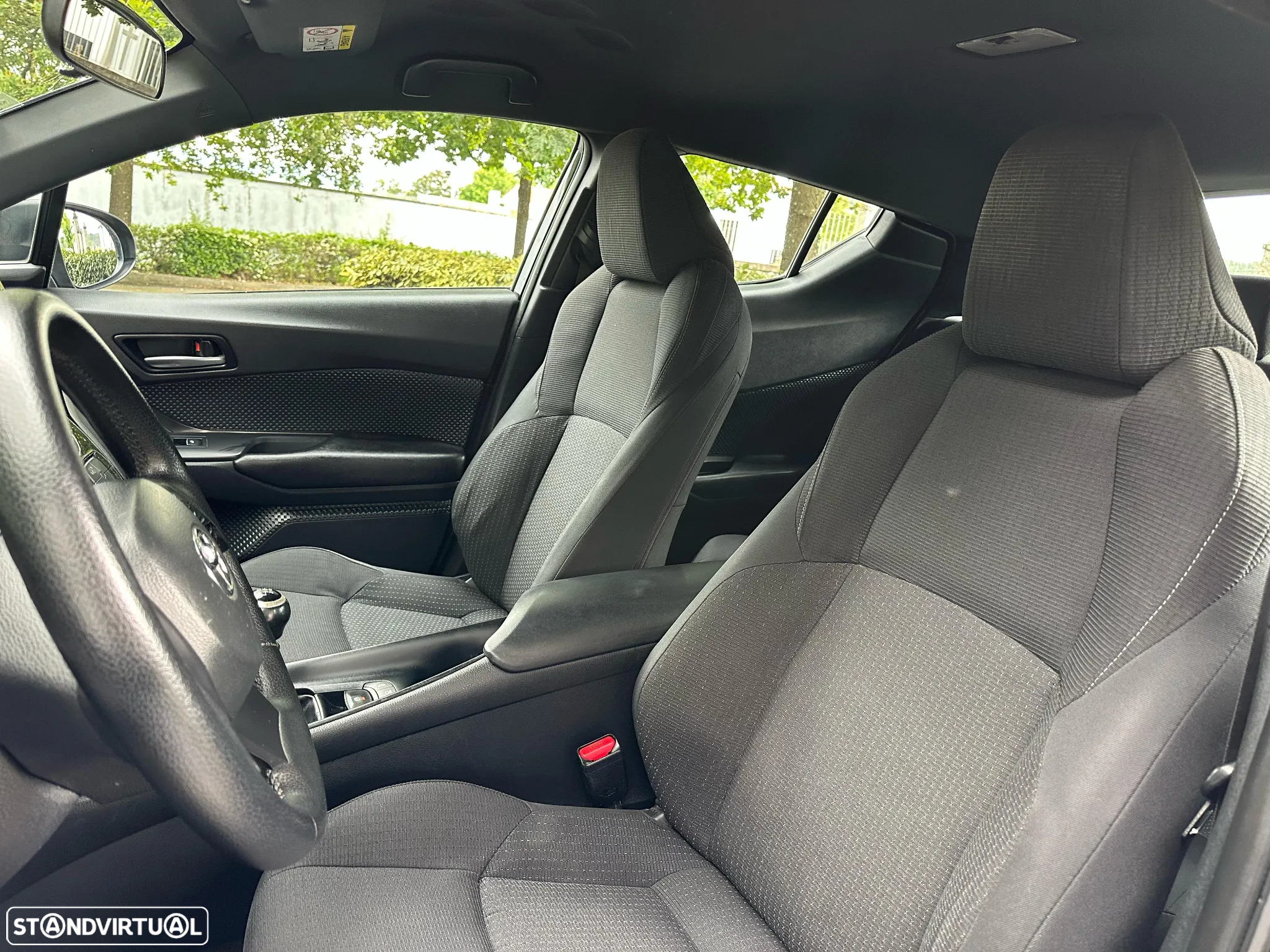 Toyota C-HR 1.2T Comfort - 9